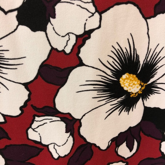 Ann Taylor patterned tank - Picture 4 of 4